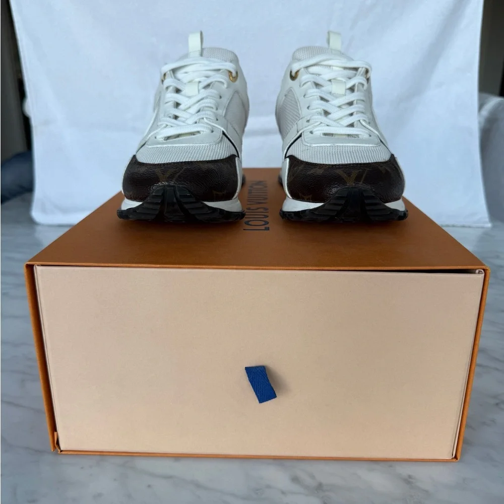 Louis Vuitton White and Brown Sneakers - Picture 6 of 16